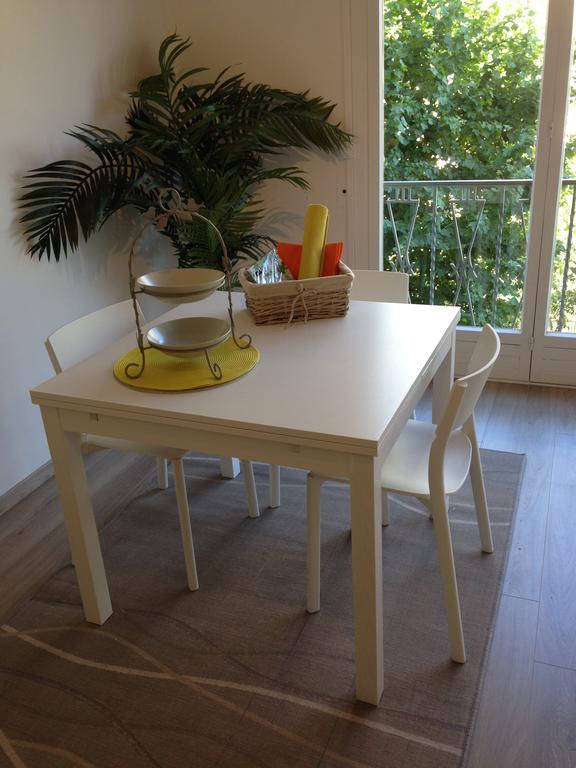 Bel Appartement De Gill Centre Ville Nice Buitenkant foto